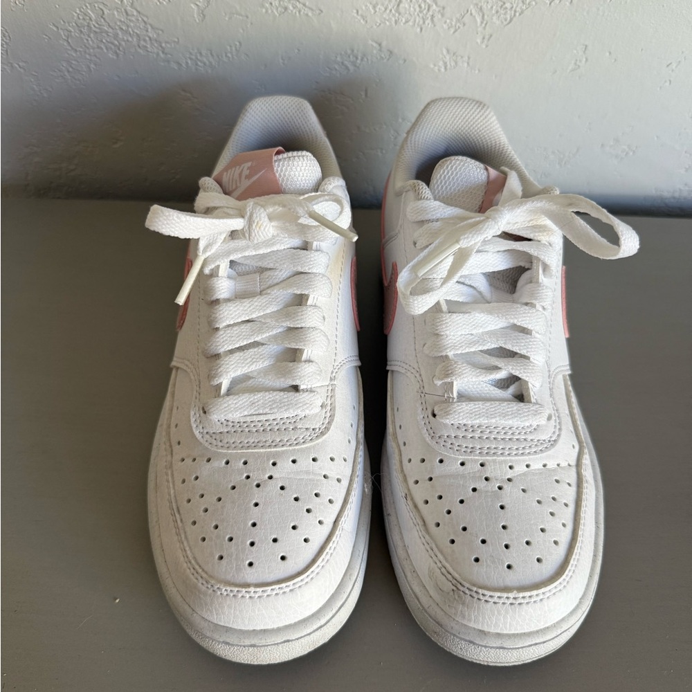 Nike White and Pink Sneakers